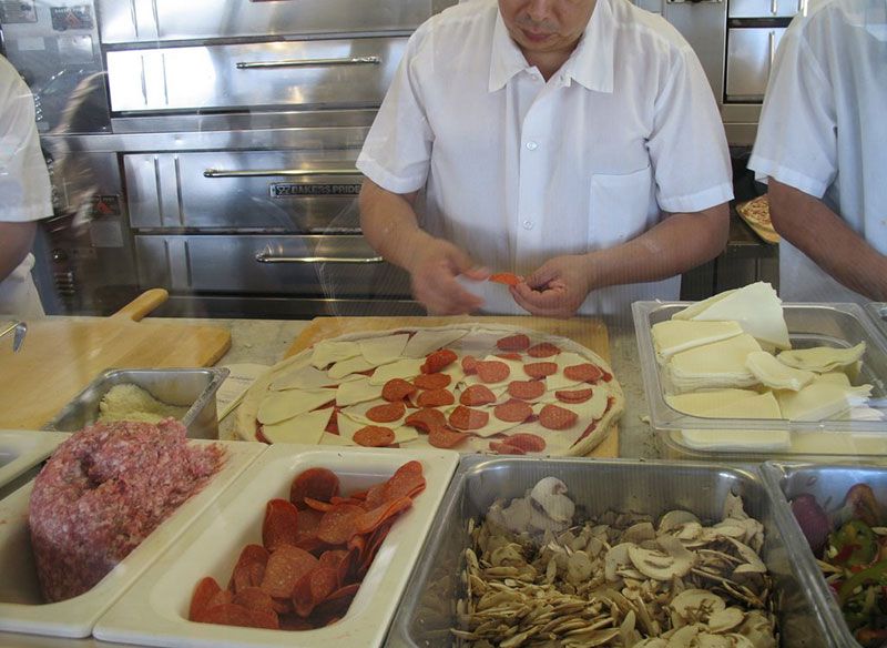 Best authentic Pizzeria in Belmont California